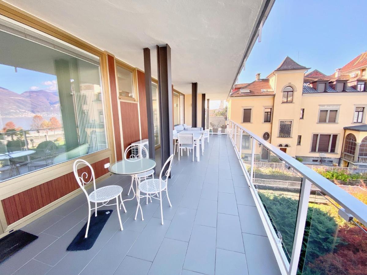 Appartamento Palazzo Di Vetro لووِنو المظهر الخارجي الصورة