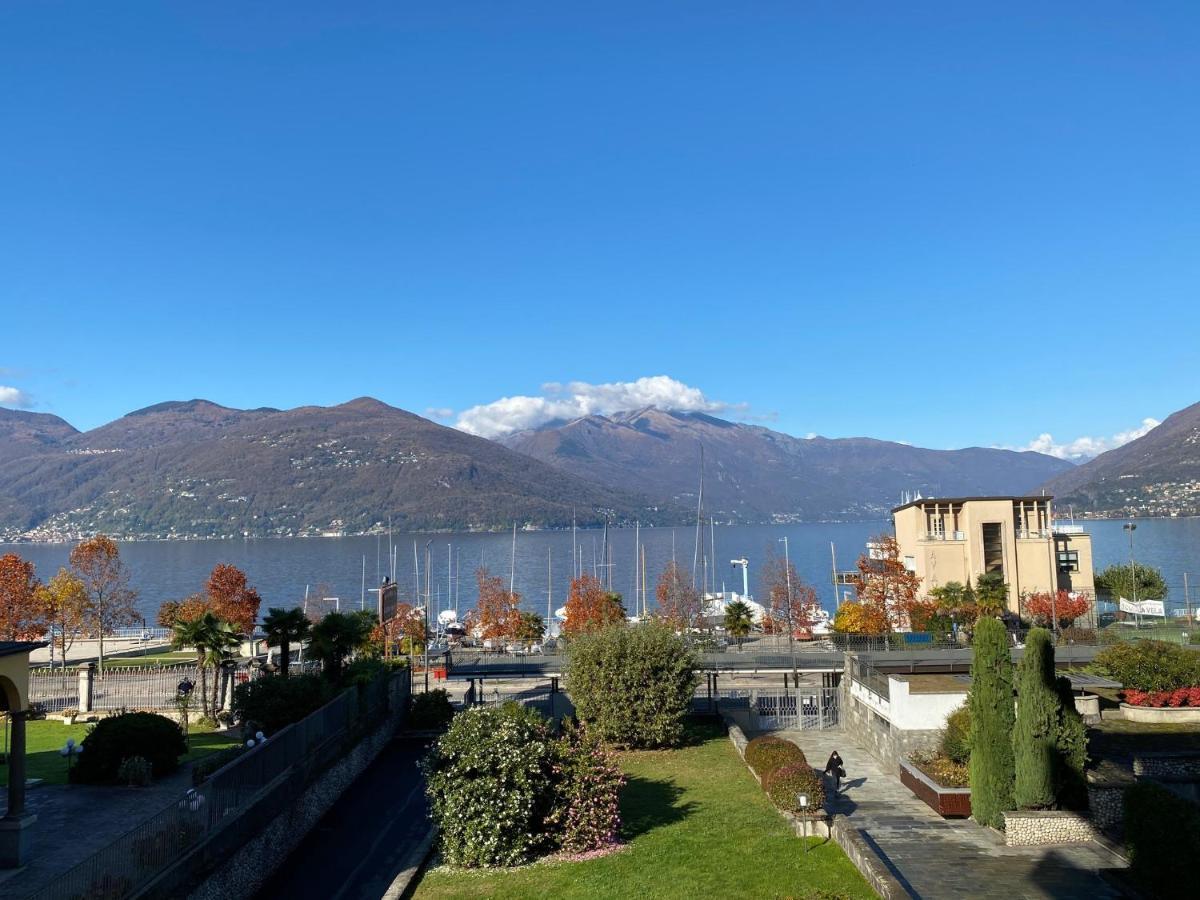 Appartamento Palazzo Di Vetro لووِنو المظهر الخارجي الصورة